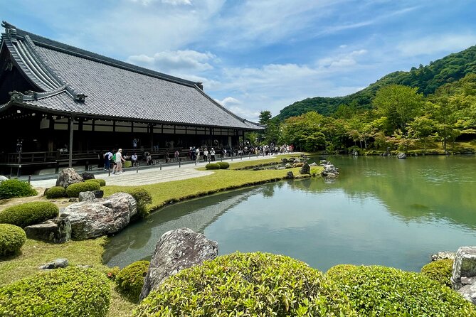 Kyoto Early Bird English Tour: Fushimi-Inari and Arashiyama - Togetsu-kyo Bridge, Moon Crossing Views, and Photo Timing