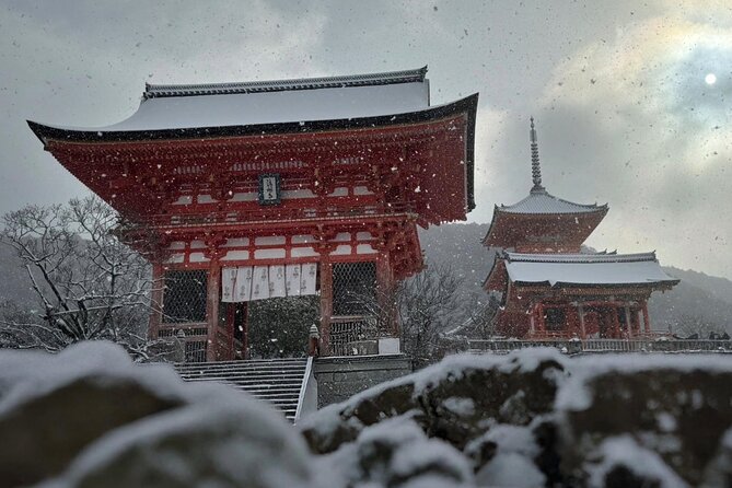 Kyoto Early Bird English Tour: Fushimi Inari & Gion(Private opt) - Sannenzaka, Ninenzaka, and the “Kyoto details” you would miss alone