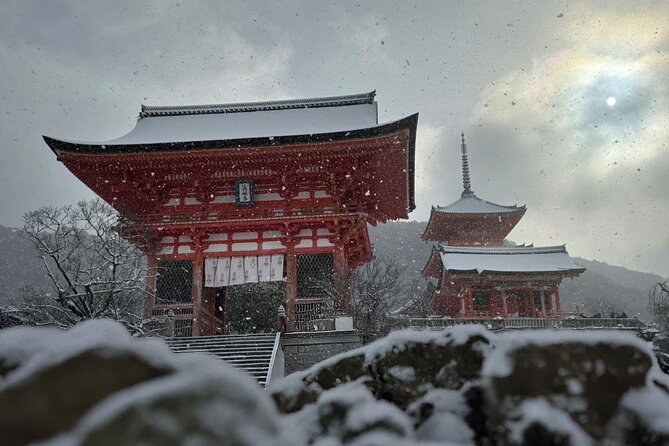 Kyoto Early Bird English Tour: Gion & Higashiyama(Private opt) - Sannenzaka and Ninenzaka: stone lanes made for slow walking