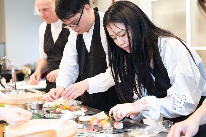 Kyoto: Enjoy Sushi & Market Tour! Best for Family & Couple! - Materials you can use at home (so it does not end at 1 hour 30 minutes)