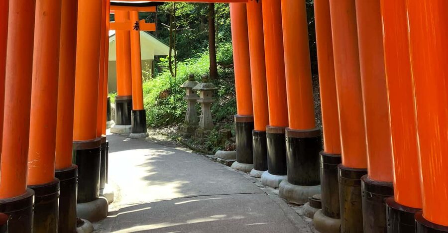 Kyoto: Essential Tour with Fushimi Inari & Bamboo Grove - How the 210-minute plan fits Kyoto time