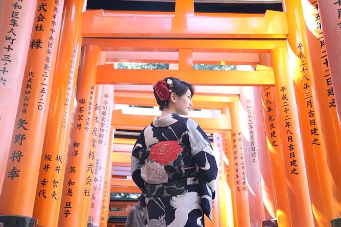 Kyoto:Family-Friendly Kimono & Yukata Experience at WARGO - From locker rooms to street-ready, the dressing flow