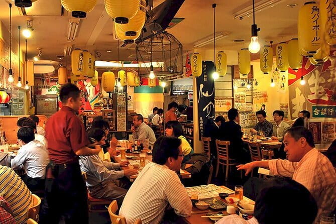 Kyoto Food and Drinks Night Tour with a Chef! - Starting near Nakagyo Ward at 7:00 pm, and why timing matters