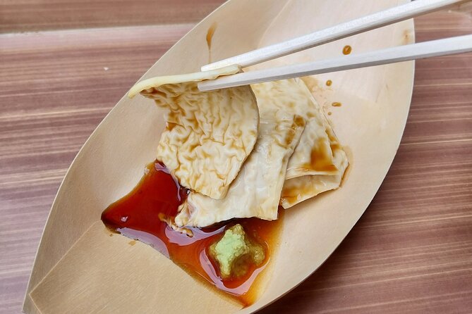 Kyoto Food Tour of 10 Tastings with Wagyu, Mochi & More Surprises - Matcha tea tasting at a renowned venue in Kyoto