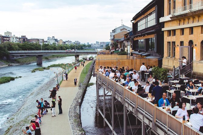 Kyoto Foodie Night Tour - Small Group Size, Local Guides, and the Pace You Can Actually Enjoy