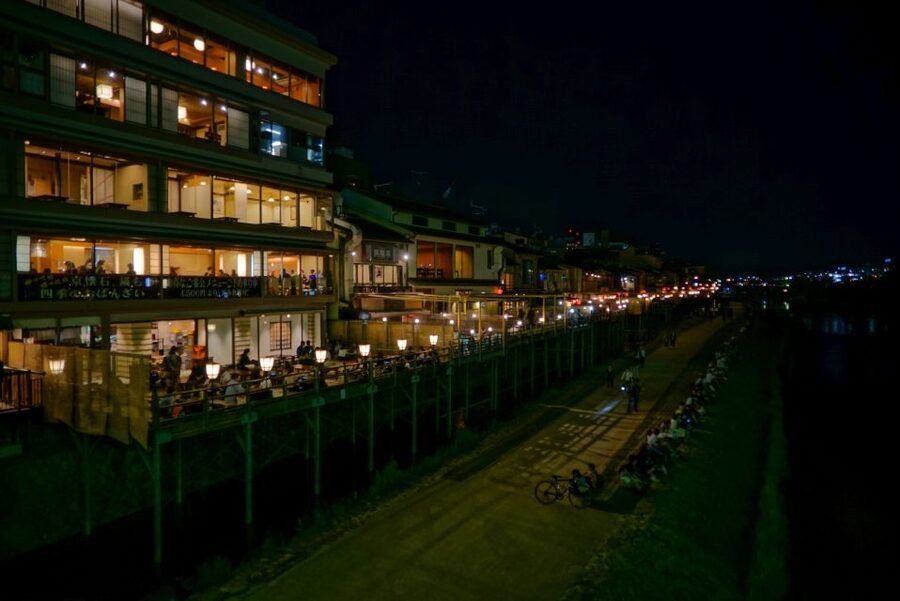 Kyoto: Foodie Night Tour in Gion with 9 dishes + 6 Sake - What to know before you go, so the night stays smooth