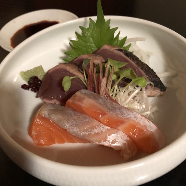 Kyoto: Foodie Night Tour in Gion with 9 dishes + 6 Sake - Hidden spots and the value of having someone local