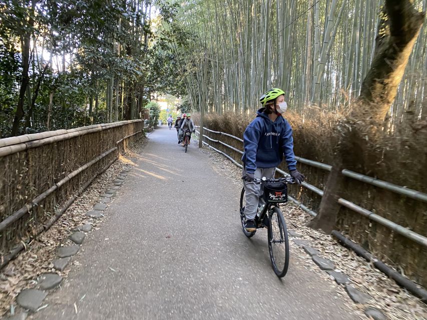 Kyoto: Full-Day City Highlights Bike Tour with Light Lunch - Before you roll: fitting, safety, and the right clothing