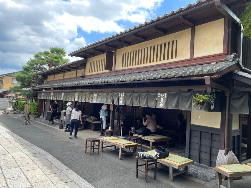 Kyoto: Fully customizable your own tour in the old capital - Nishiki Market, lunch choices, and shopping that fits real tastes