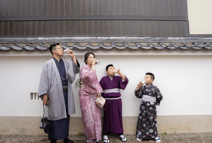 Kyoto: Fully-Customized One-day Private Tour - The short coach ride and why the scenery changes fast