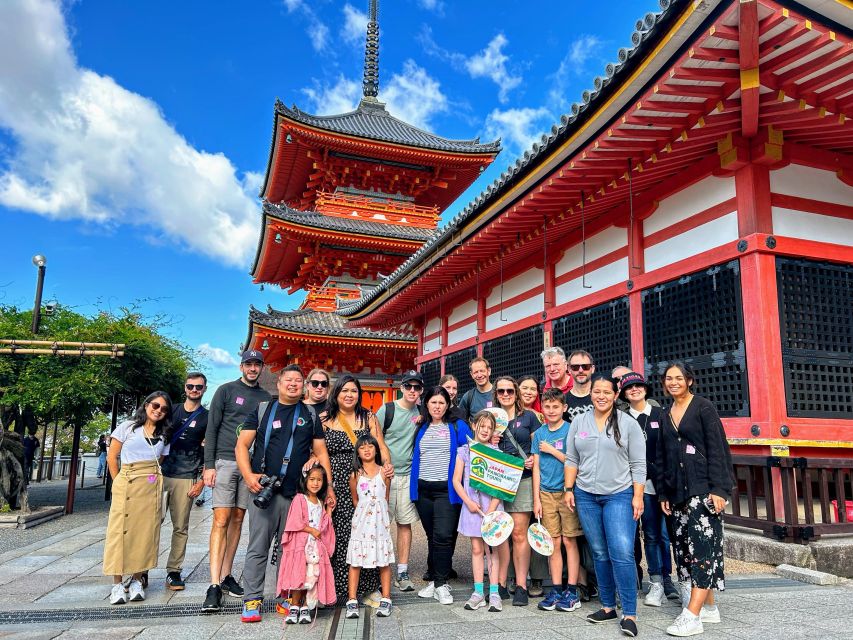 Kyoto: Fushimi Inari, Kinkakuji, Bamboo Grove 1 Day Bus Tour - Fushimi Inari Taisha, how to enjoy the torii tunnel without burning out
