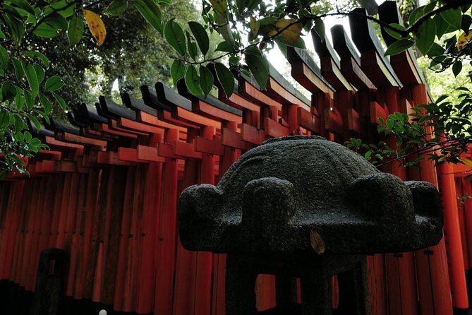 Kyoto Fushimi-Inari Night Walking Tour - What You Learn on the Way: Inari, Prayers, and the Meaning Behind Small Details