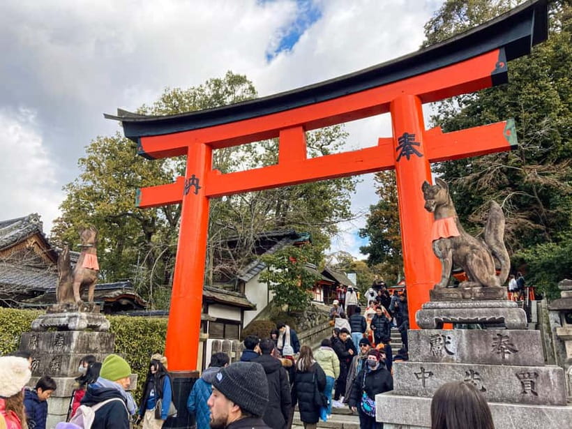 Kyoto: Fushimi Inari Night Walking Tour with Guide - What the Guide Explains About Shinto, Rituals, and Torii Meaning