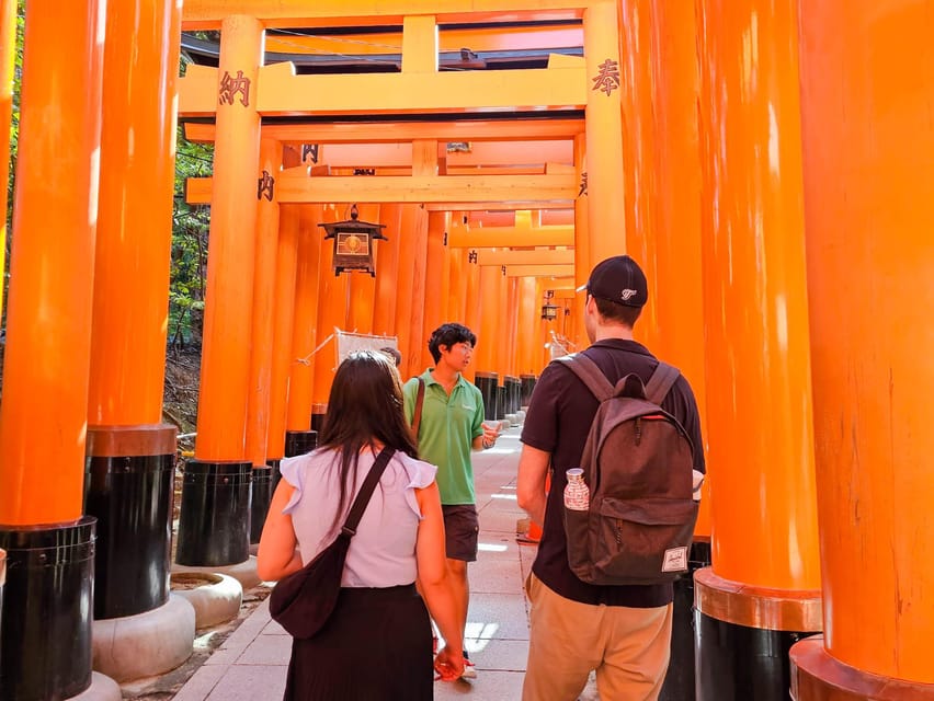 Kyoto: Fushimi Inari Taisha Guided Walking Tour - Where you meet, and how not to lose precious minutes