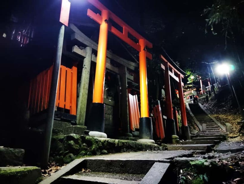 Kyoto: Fushimi Inari Taisha Night Tour with Guide - Forest Quiet, Cedar Air, and Shrine Stories That Make It Click
