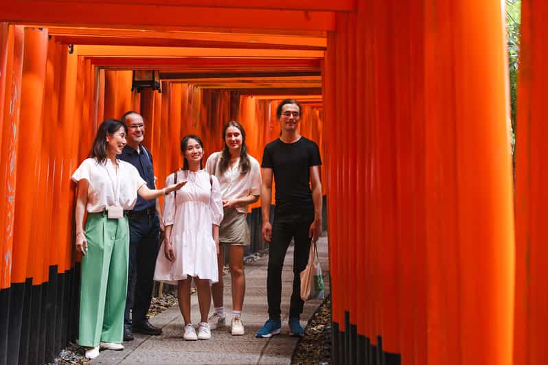 Kyoto: Fushimi Inari Taisha Shrine Walking Tour with Guide - Senbon Torii at Fushimi Inari Taisha, with guidance that keeps you oriented
