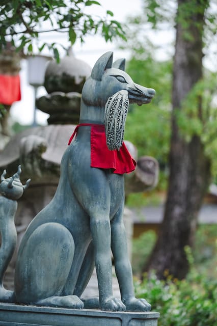 Kyoto: Fushimi Inari Taisha Shrine Walking Tour with Guide - Price and value: why $34 makes sense if you like guided context