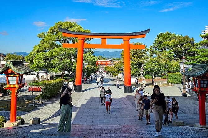 Kyoto: Fushimi Inari Taisha Small Group Guided Walking Tour - Choosing the lower route vs hiking Mount Inari trails