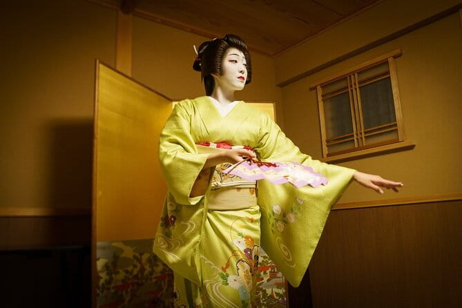 Kyoto: Geisha Dinner & Gion Cultural Walk - Why a geisha dinner in Gion feels more meaningful than a show