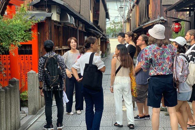 Kyoto Geisha District Walking Tour in Gion - Gion’s narrow streets: the part most people miss on a quick glance