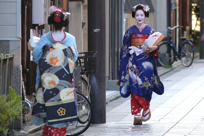 Kyoto Gion: 2-Hour Geisha Culture & History Walking Tour - Gion in two hours: the pacing that works