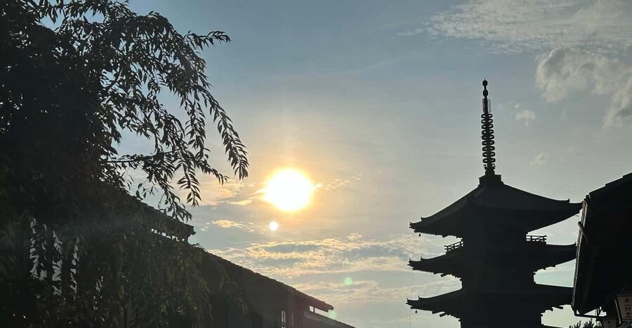 Kyoto: Gion & Geisha district evening tour - Why this Kyoto geisha evening tour works better at night