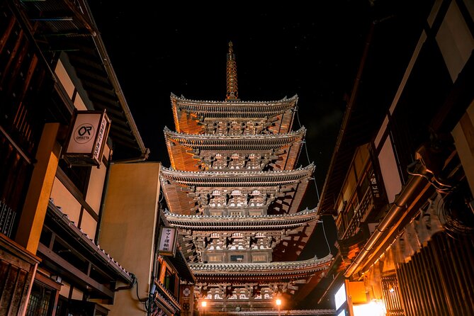 Kyoto: Gion Geisha District & Sake-in-Hand Walking Tour - Price and value of a $27.84 small-group walk with tasting