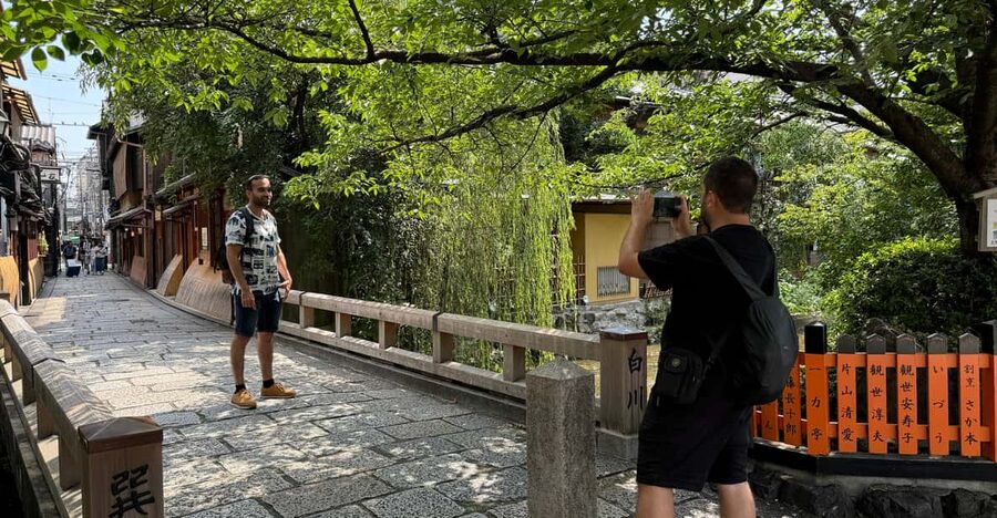 Kyoto: Gion Geisha District & Yasaka Shrine Walking Tour - Geiko and Maiko Traditions Explained With Clarity and Respect