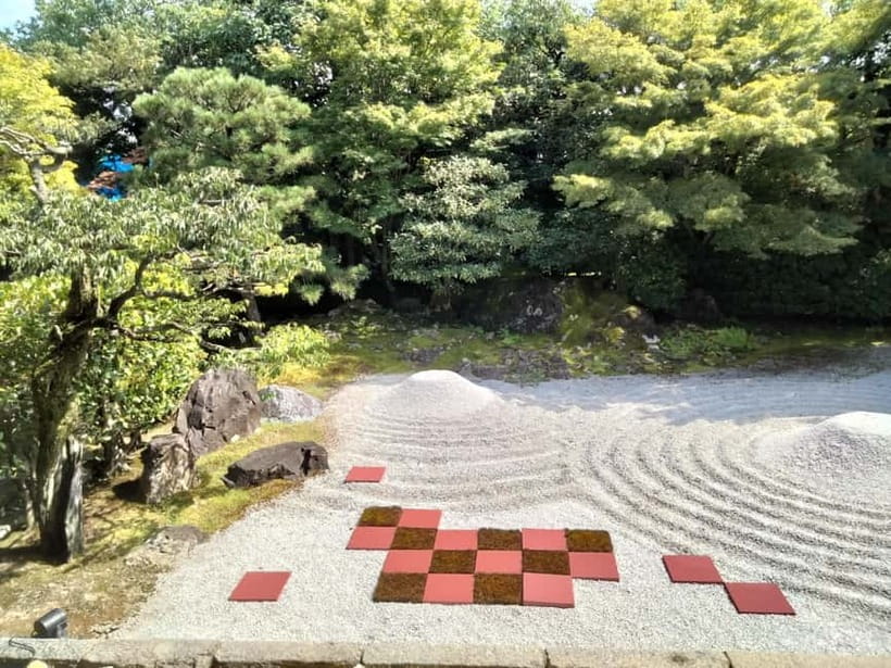 Kyoto: Gion Highlights & Hidden Treasures Guided Tour - A 7.5-hour Kyoto route that keeps the day moving