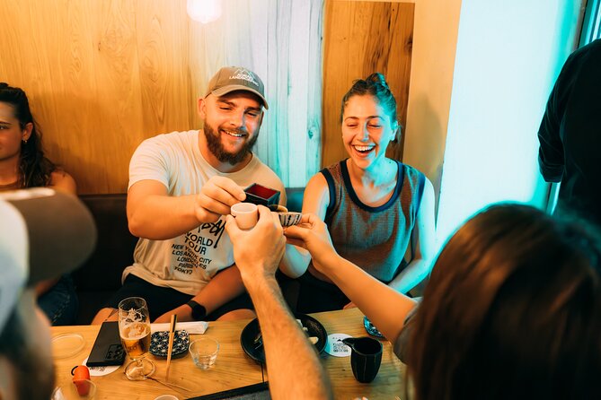 Kyoto: Gion Local Food Tour (Taste 15 Dishes) - How Guides Handle Crowds, Menus, and Timing in Kyoto