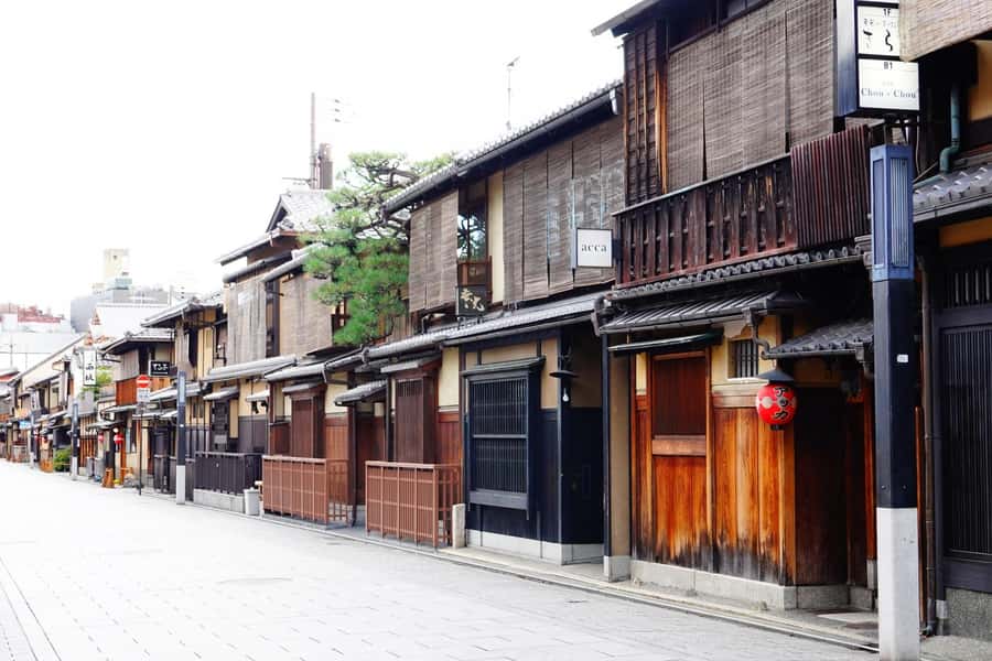 Kyoto: Gion Morning/Night Walking Tour - Key highlights worth your time