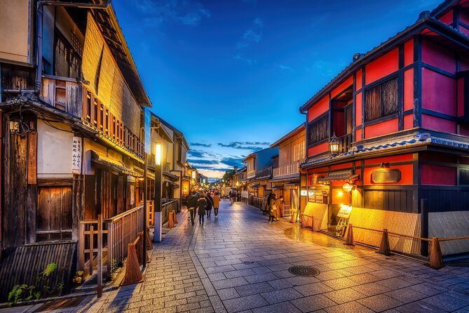 Kyoto Gion Night Walk & Geisha District Guided Tour - Stop 1: Gion after dark, lantern lanes and quieter back streets