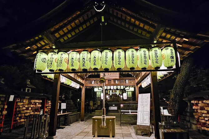 Kyoto Gion Night Walk & Geisha District Guided Tour - What you get for $18, and why the value can be real