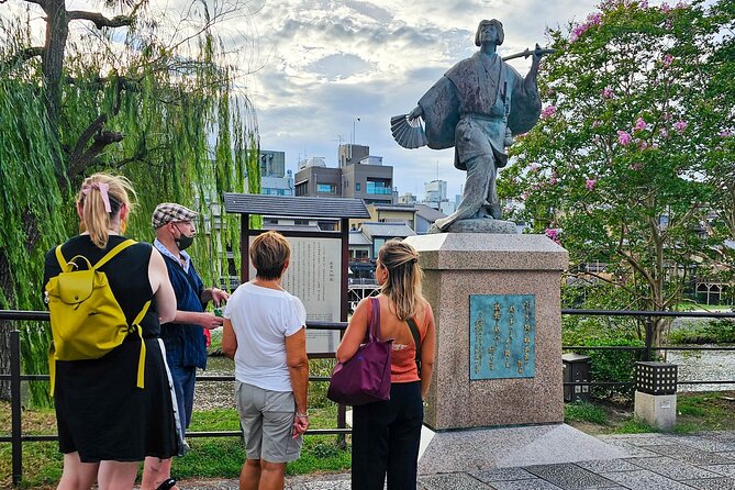 Kyoto Gion Night Walk & Geisha District Guided Tour - Who should book this tour, and who might skip it