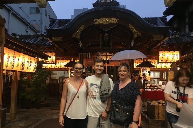 Kyoto Gion Private Tour with a Local Guide – Geisha District - Pontocho Alley Finale: Classic Kyoto Meets Night Energy
