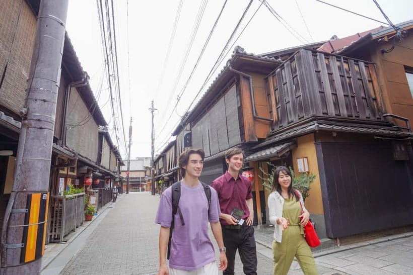 Kyoto Gion Tea ceremony & Wabi-sabi Walking Tour - Entoku-in and the karesansui moment: linking Zen gardens to tea