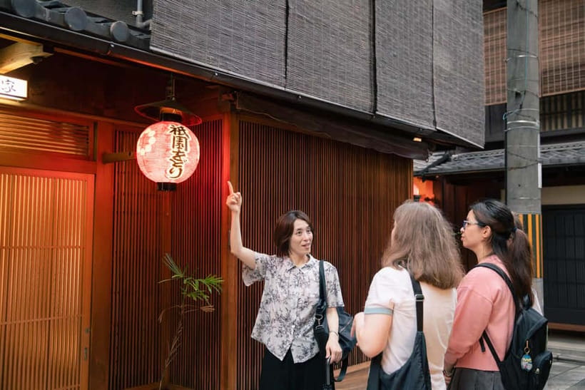 Kyoto: Gion World of the Geisha Guided Walking Tour - Key points before you go