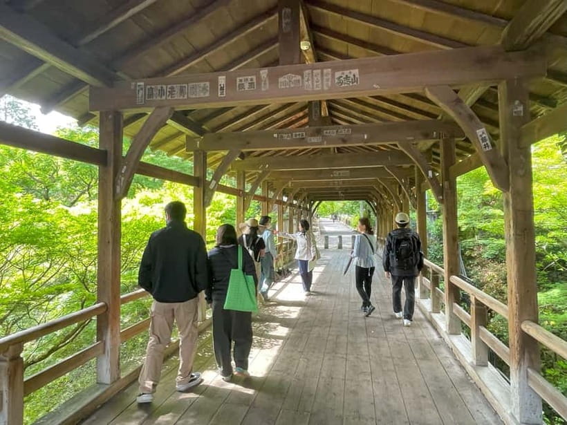 Kyoto Guided Walking Tour: Secret Zen Garden & Fushimi Inari - Kojingamine observation deck: photos plus the feeling of altitude