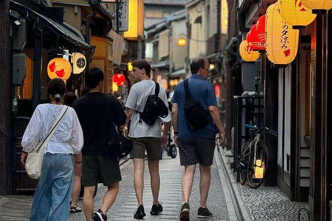 Kyoto: Half-Day Private Tour Gion Geisha Districts & Kiyomizu - Pontocho Alley: Lantern-Lit Atmosphere by the Kamo River
