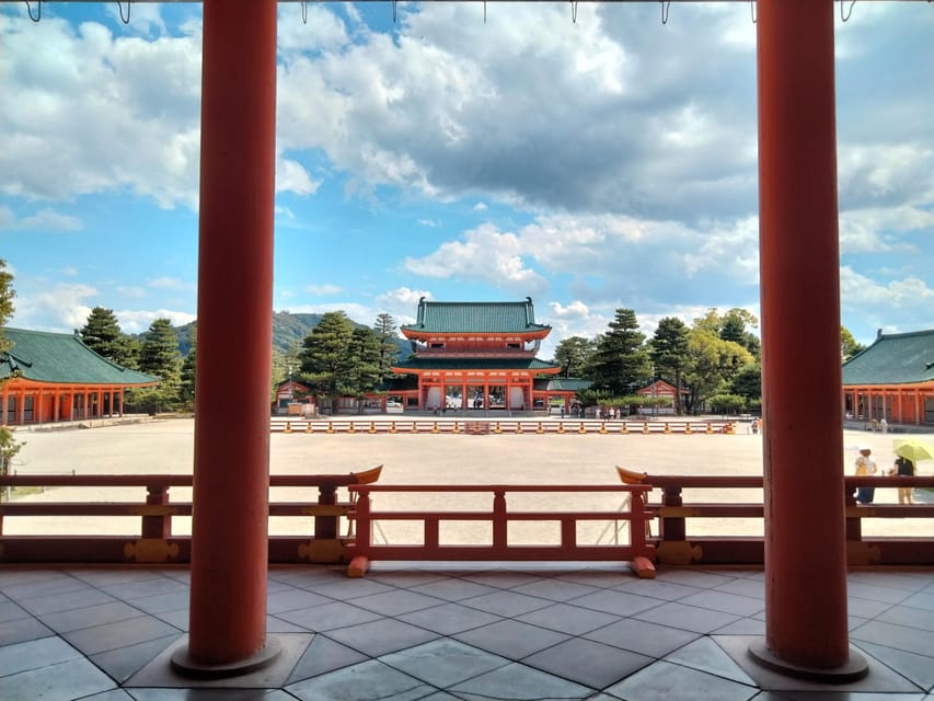 Kyoto: Heian Jingu Tour - Roots of Kyoto & Scenic Gardens - Should you book the Kyoto Heian Jingu tour?