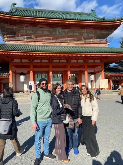 Kyoto: Hidden Gems E-Bike Tour with Local Japanese Guide - How the Pace Really Works for Chatting, Chilling, and Sight Stops