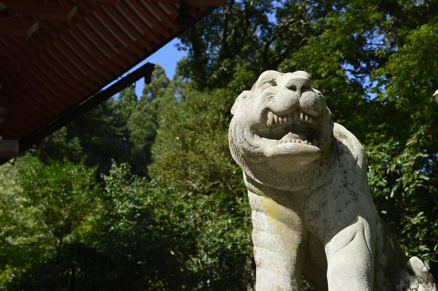 Kyoto: Hike and Hot Springs in Kurama - Kibune shrine prayer for good relationships