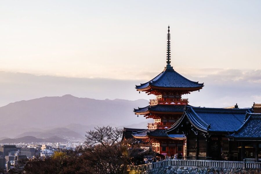 Kyoto: Historic Higashiyama Walking Tour - Why This Higashiyama Walk Works in 4 Hours