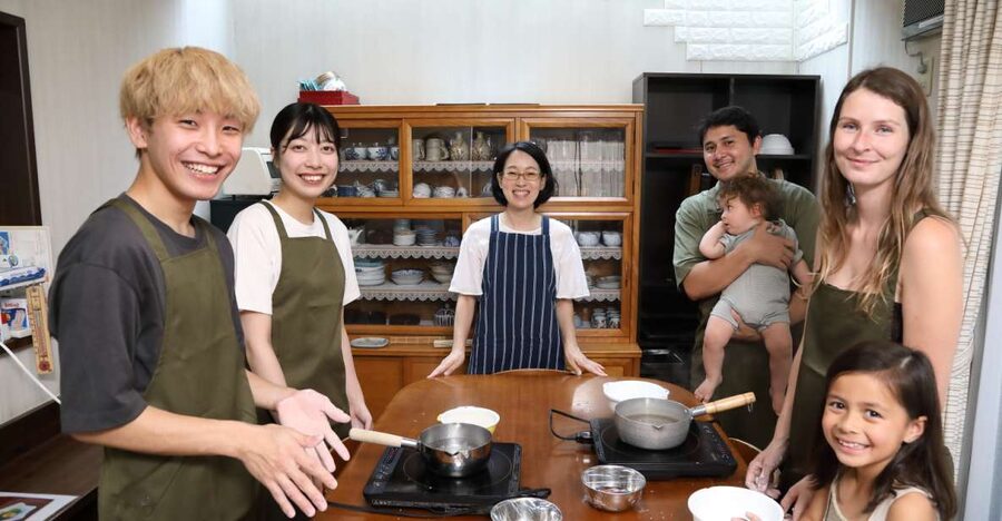 Kyoto Home Cooking Class ＆Supermarket tour near Fushimiinari - A small-group Kyoto home you’ll actually feel comfortable in