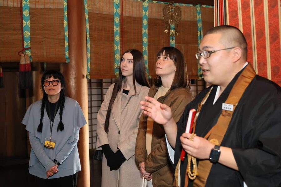 Kyoto: Incense Experience at the Imperial Household temple - The monk-guided temple tour, 30 minutes that add meaning