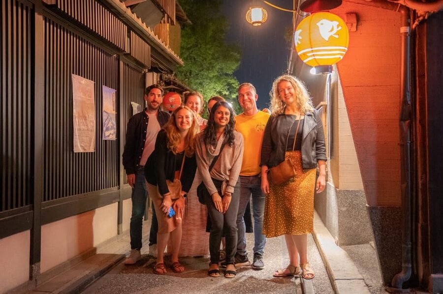 Kyoto: Izakaya Bars Guided Walking Tour - The First Walk, Temple Sights, and Hidden Alley Energy