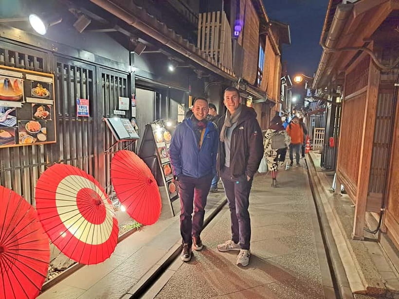 Kyoto: Izakaya Nightlife Tour with Local Guide - The 3-Hour Flow: From a First Meal to Gion Streets at Night