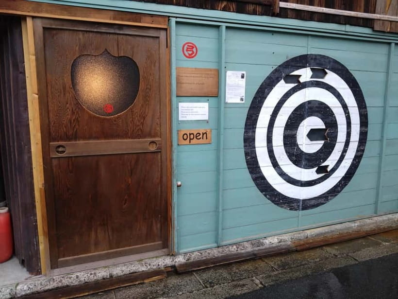 Kyoto: Japanese Archery Workshop with Experienced Instructor - Master Yamaguchi and the small-group coaching rhythm