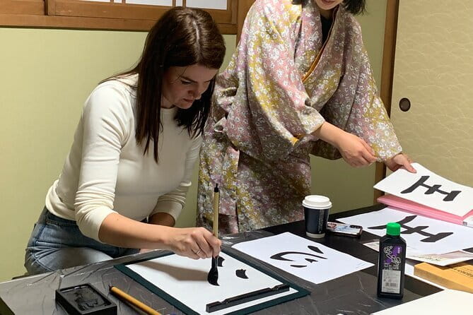 Kyoto: Japanese Calligraphy Class in 150 years old townhouse - Is $43 worth it for Kyoto calligraphy?