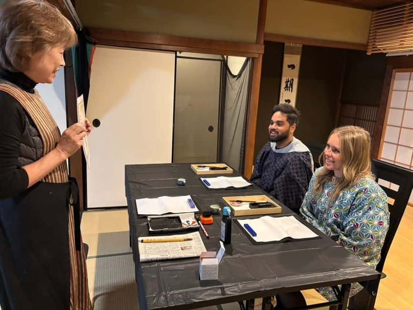 Kyoto: Japanese Calligraphy Experience in a Historic House - Traditional tools and what you are actually learning